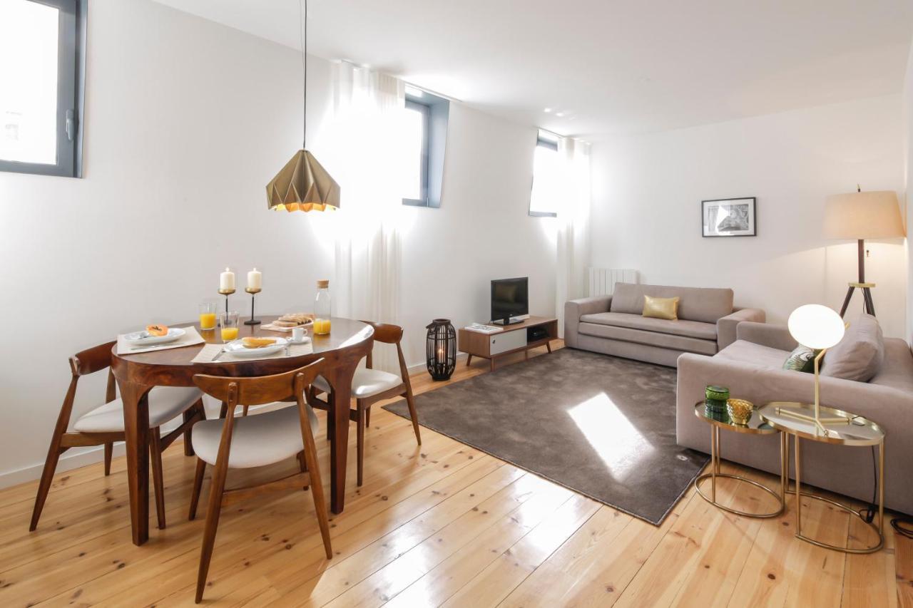 Santa Catarina Apartments By Les Deux Mariettes Lisbon Exterior photo